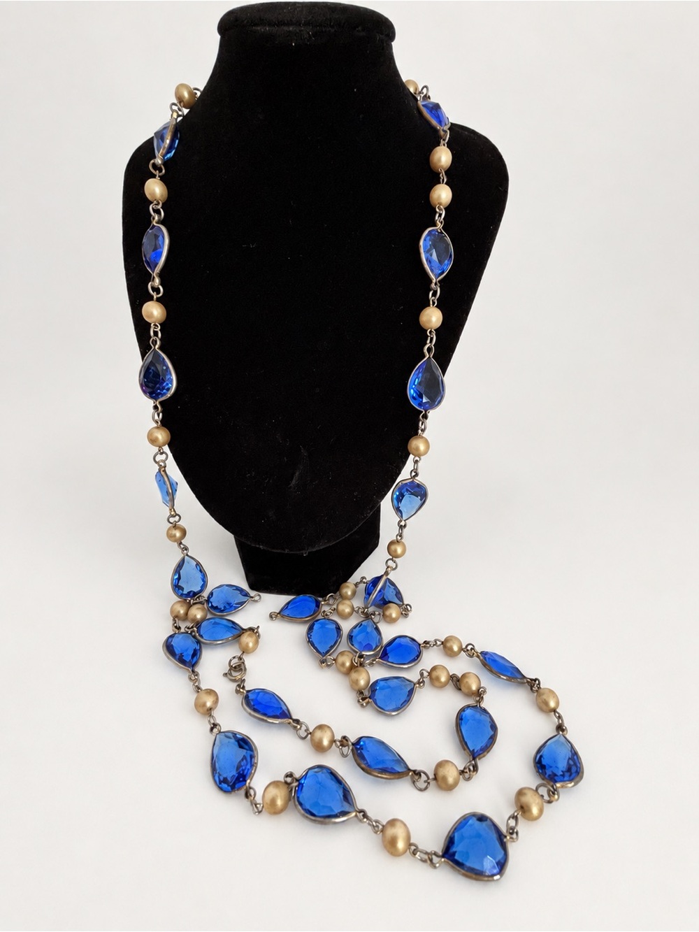 Vintage Extra Long Cobalt Blue Faceted Glass Faux Pearl Necklace